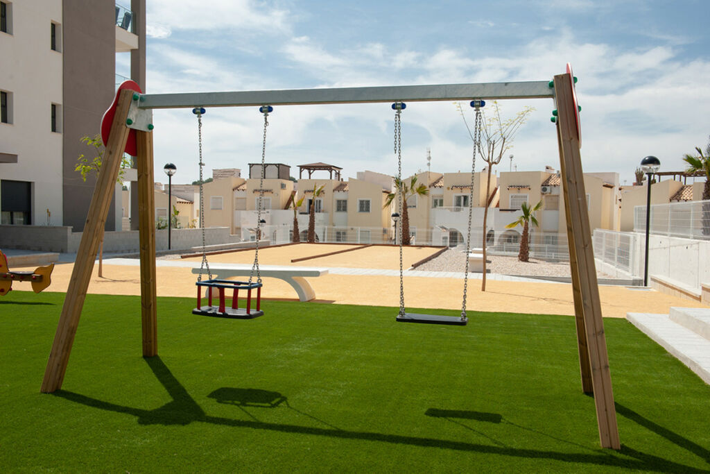 Middle Floor Apartment Villamartin Alicante - image 41