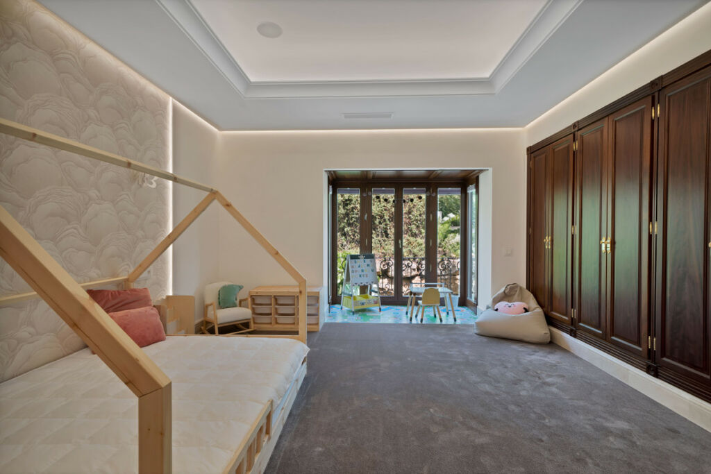 Detached Villa Sierra Blanca Málaga - image 43