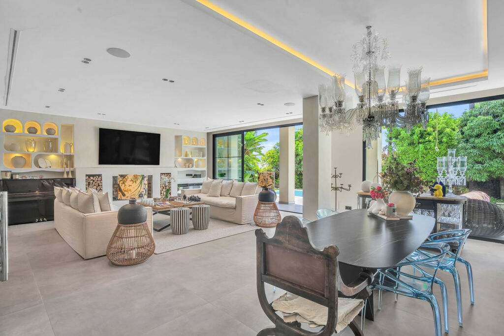 Detached Villa Marbella Málaga - image 43