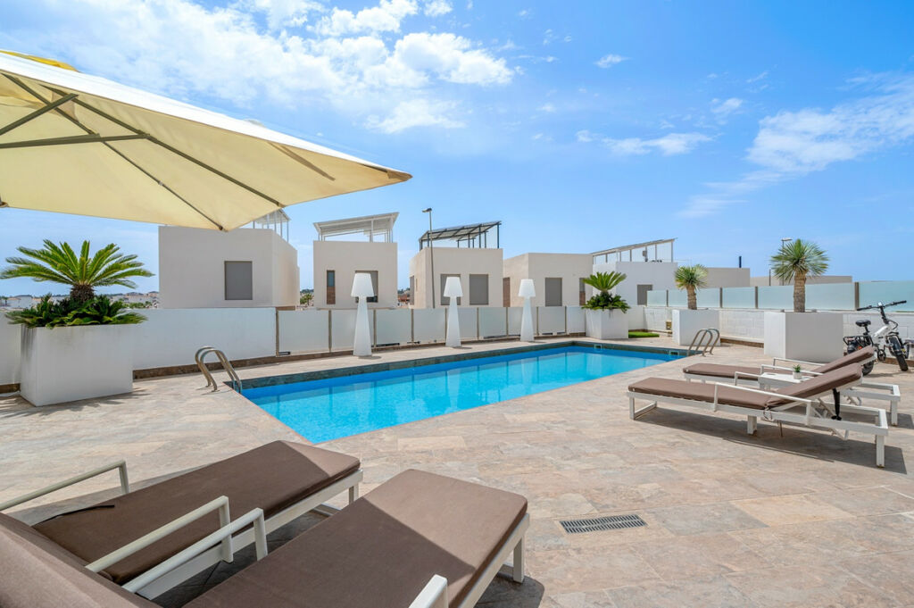 Detached Villa Villamartin Alicante - image 43