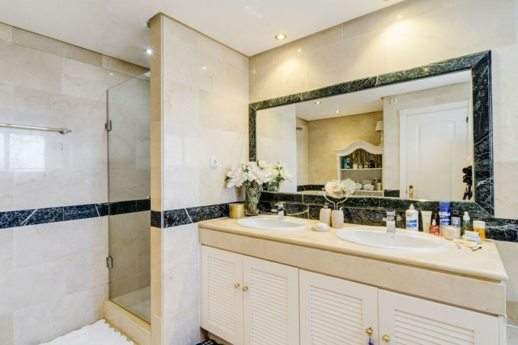 Penthouse Duplex Bahía de Marbella Málaga - image 44