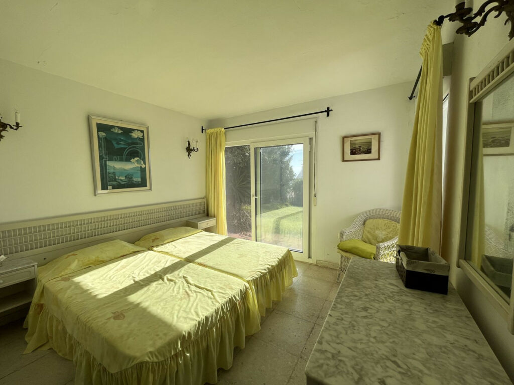 Detached Villa Estepona Málaga - image 44