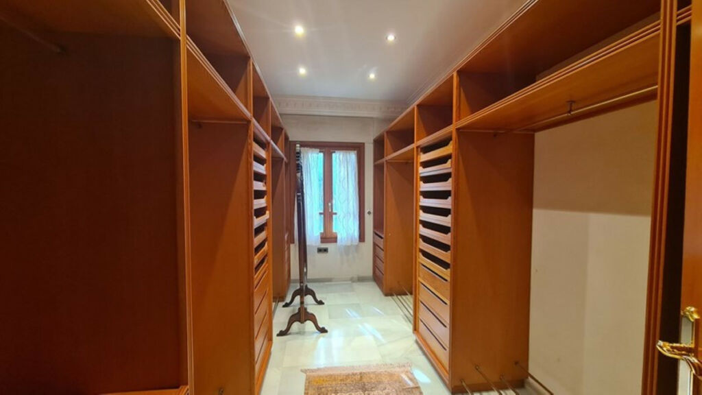 Detached Villa Cabopino Málaga - image 44
