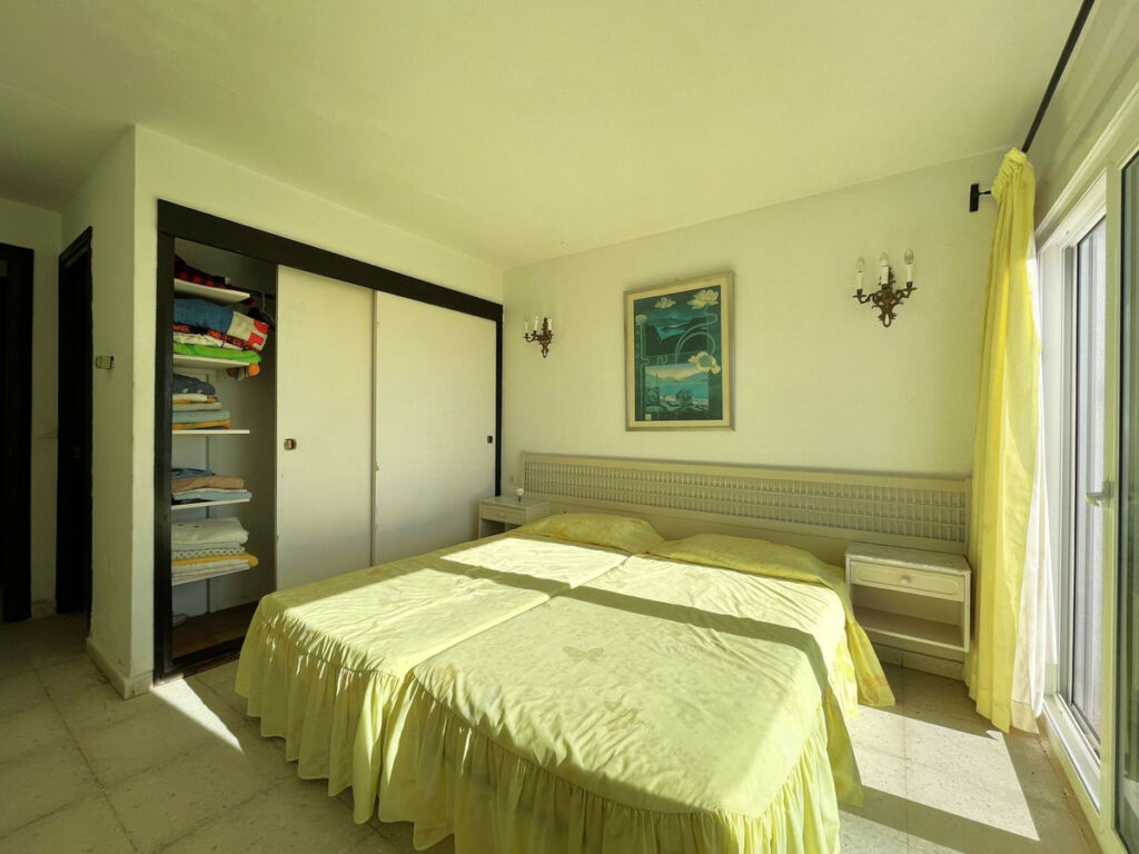 Detached Villa Estepona Málaga - image 45