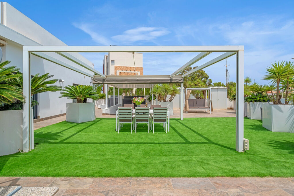 Detached Villa Villamartin Alicante - image 45
