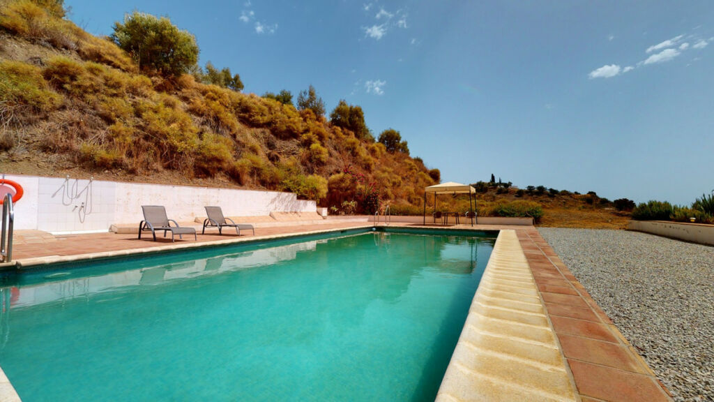 Detached Villa Macharaviaya Málaga - image 45