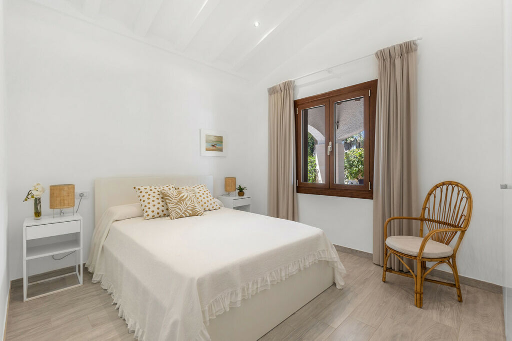 Detached Villa Punta Prima Alicante - image 46