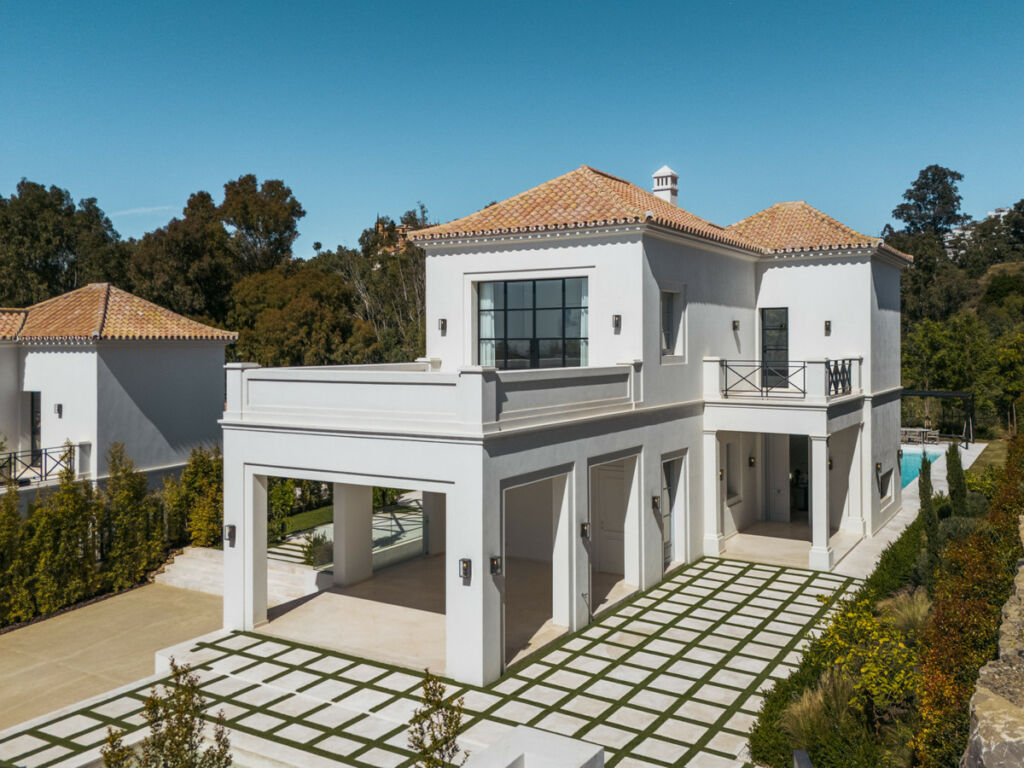 Detached Villa Nueva Andalucía Málaga - image 46