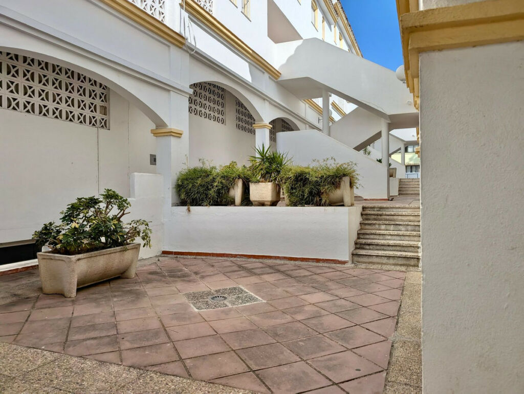 Top Floor Apartment Calahonda Málaga - image 44