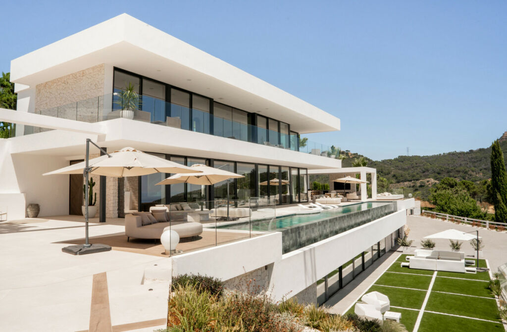 Detached Villa Benahavís Málaga - image 46