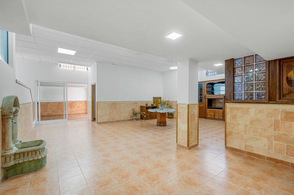 Detached Villa Torrevieja Alicante - image 46