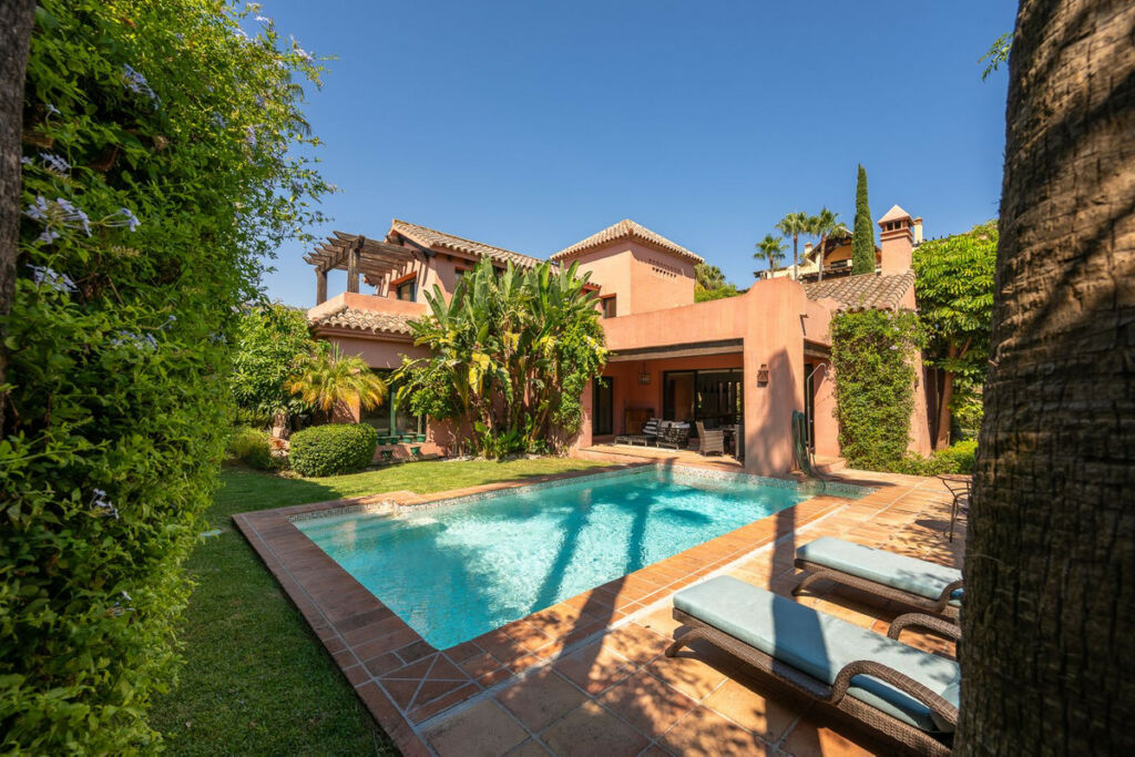 Detached Villa Atalaya Málaga - zdjęcie 37