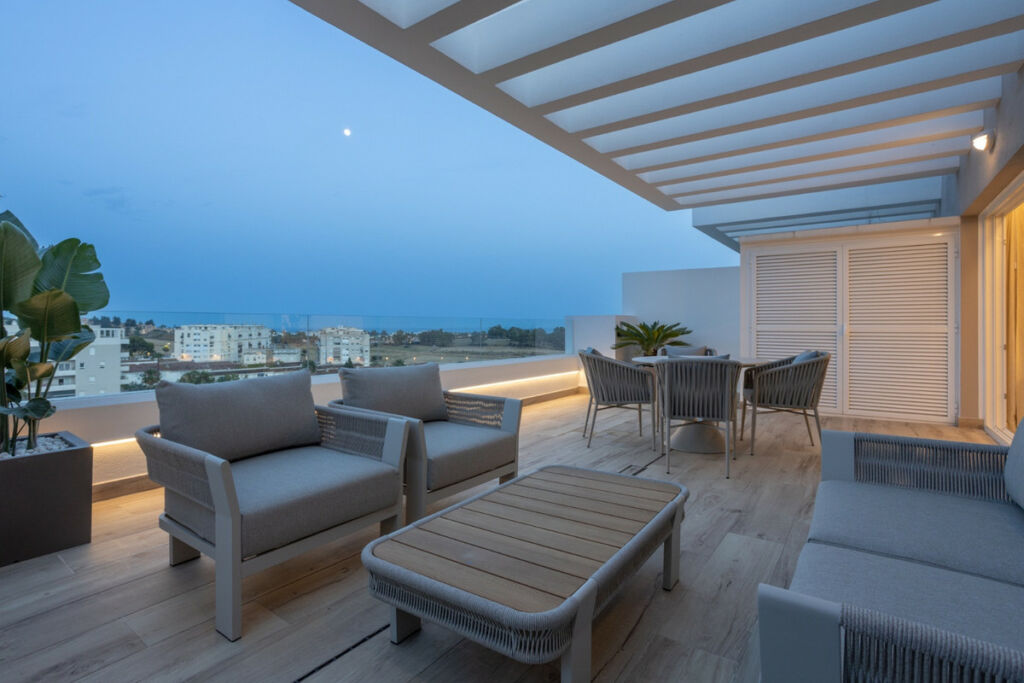 Middle Floor Apartment Nueva Andalucía Málaga - image 47