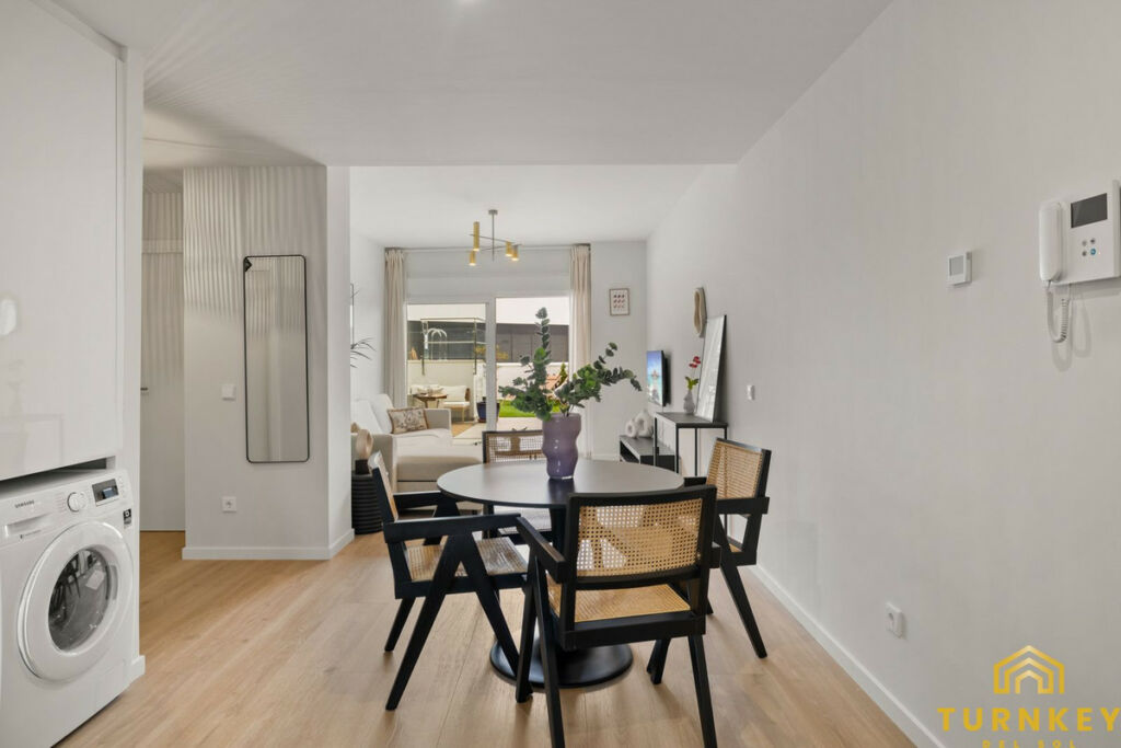Middle Floor Apartment Estepona Málaga - image 46
