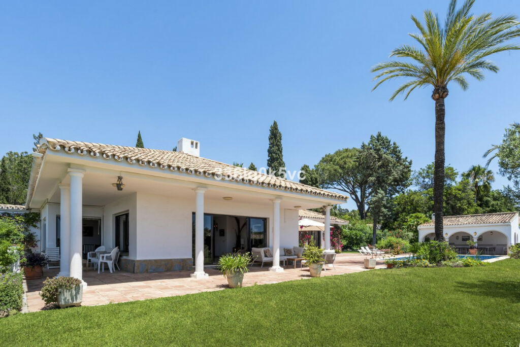Detached Villa Las Chapas Málaga - image 47