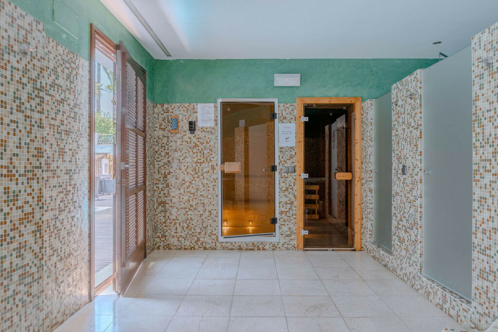 Ground Floor Apartment Estepona Málaga - image 48