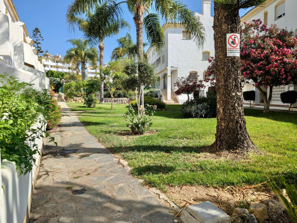 Top Floor Apartment Calahonda Málaga - image 46