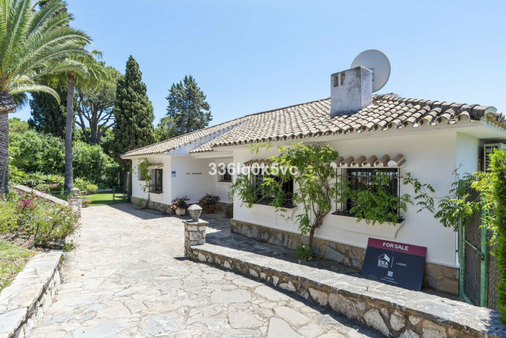 Detached Villa Las Chapas Málaga - image 48