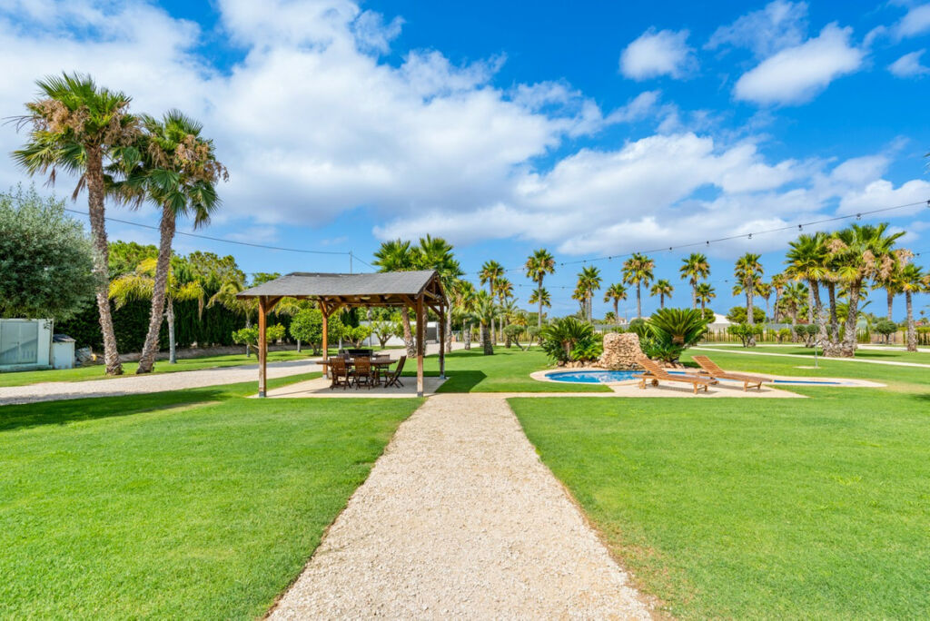 Detached Villa Elche Alicante - image 48