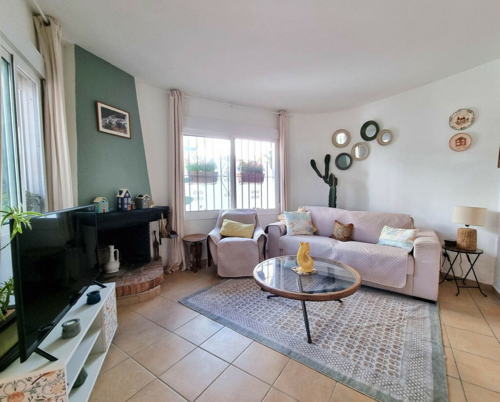 Semi-Detached House Calahonda Málaga - image 5