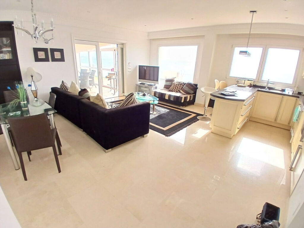 Penthouse Fuengirola Málaga - image 5