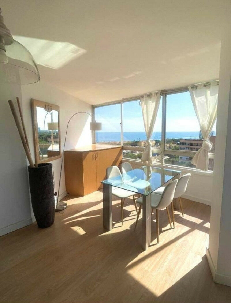 Middle Floor Apartment Calypso Málaga - image 5