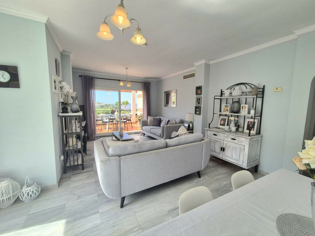 Penthouse Duplex Alhaurin Golf Málaga - image 7