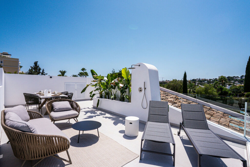 Penthouse Duplex Nueva Andalucía Málaga - image 5