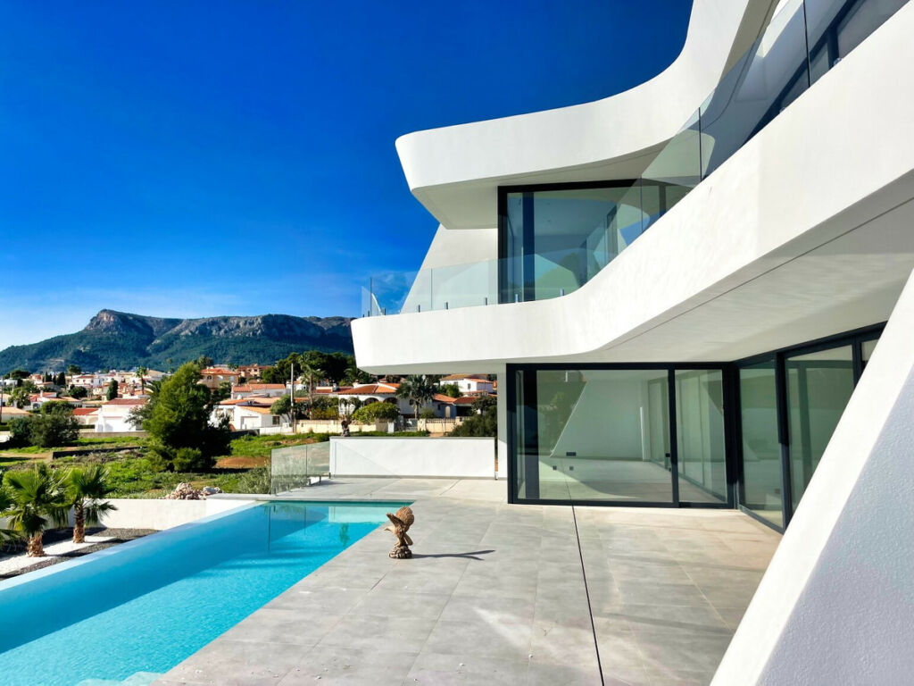 Detached Villa Calpe Alicante - image 5