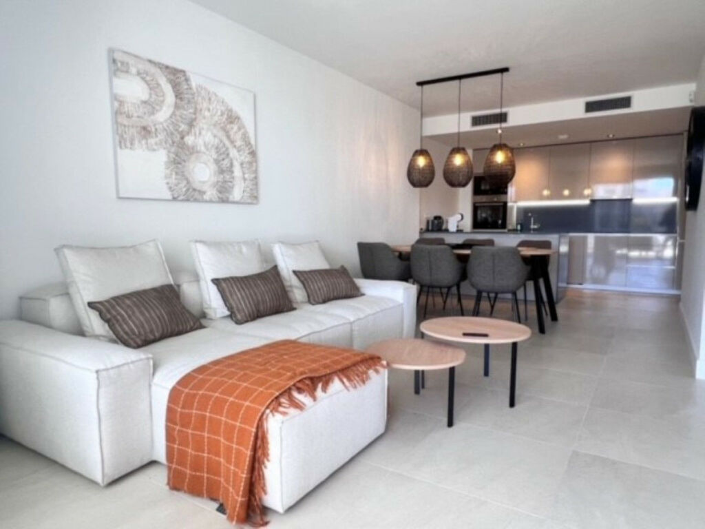 Middle Floor Apartment Manilva Málaga - image 5