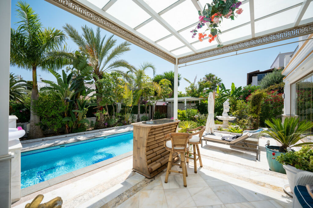 Detached Villa Marbella Málaga - image 5