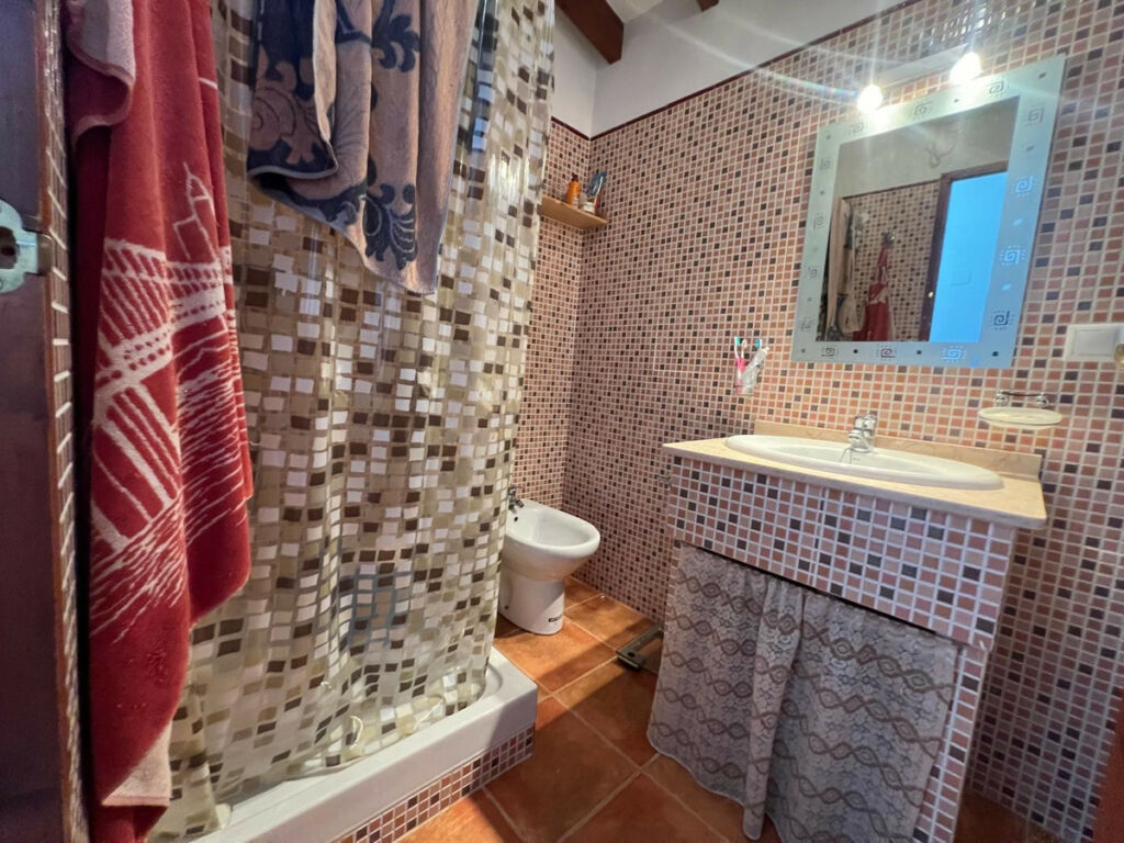 Townhouse Pinoso Alicante - image 5