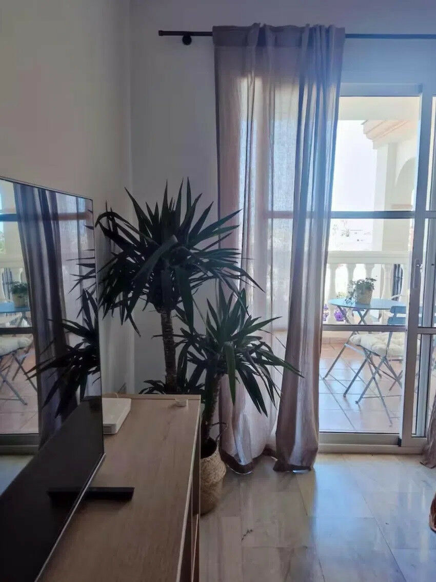 Middle Floor Apartment El Faro Málaga - image 5
