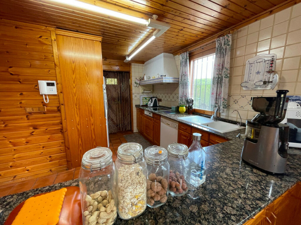 Detached Villa La Marina Alicante - image 7