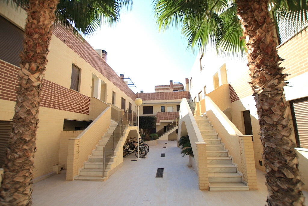 Duplex Cabo Roig Alicante - image 5