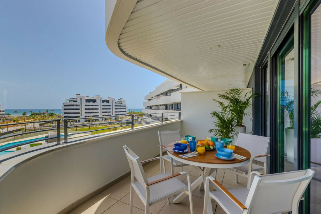 Middle Floor Apartment Torremolinos Málaga - image 5