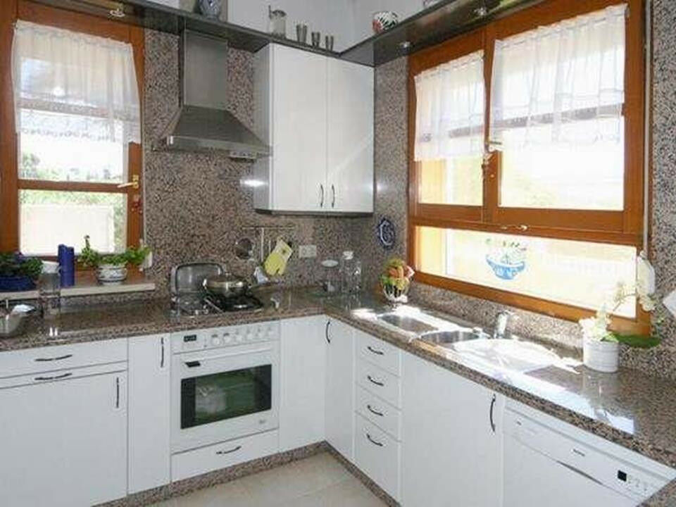 Detached Villa Denia Alicante - image 5