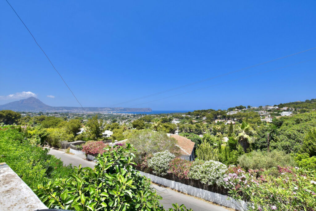 Detached Villa Javea Alicante - image 5