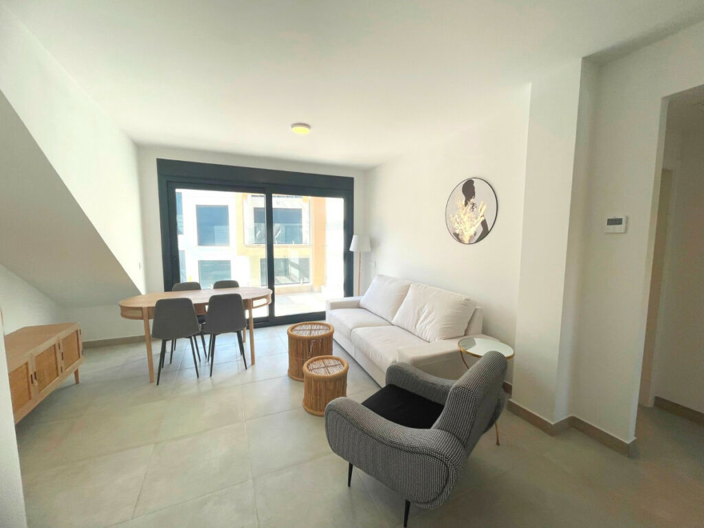Middle Floor Apartment Villamartin Alicante - image 5
