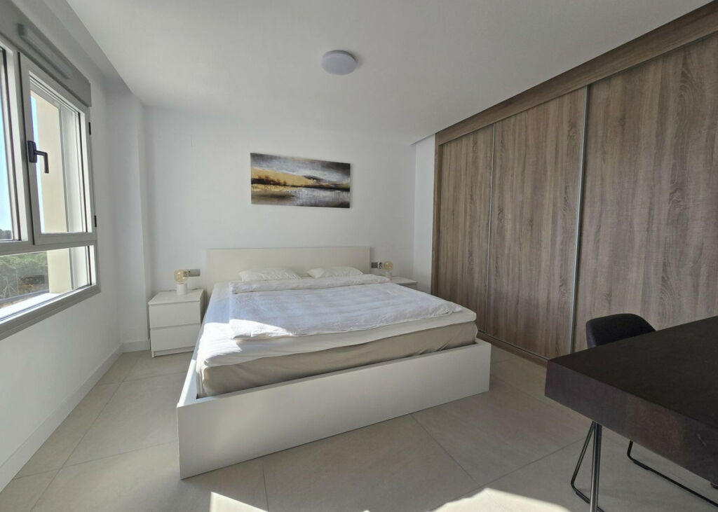Middle Floor Apartment La Cala Golf Málaga - image 5