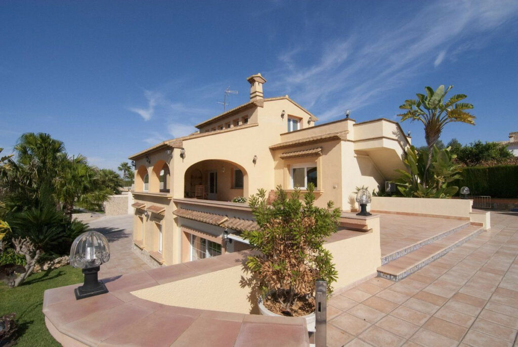 Detached Villa Benissa Alicante - image 5