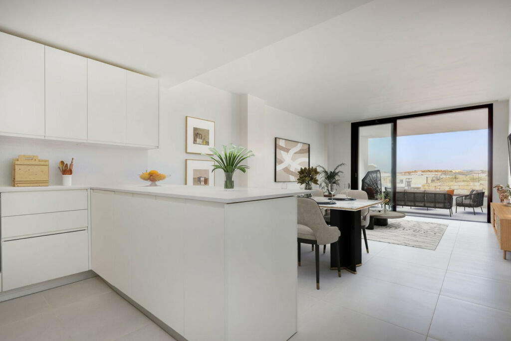 Middle Floor Apartment Fuengirola Málaga - image 5