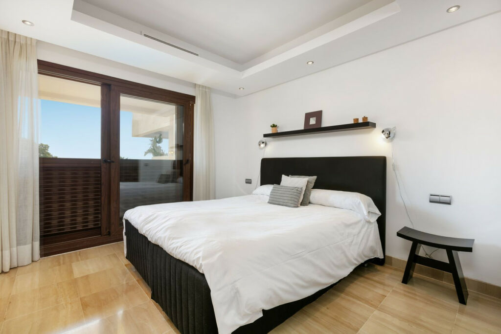 Penthouse Duplex Estepona Málaga - image 5
