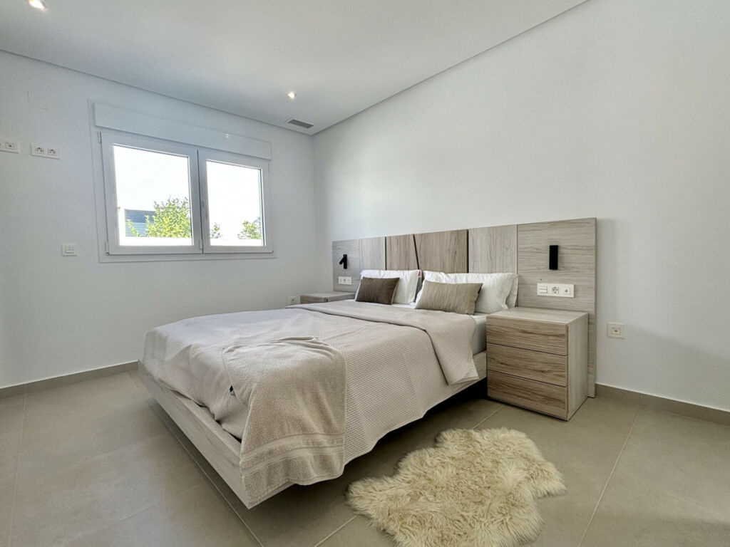 Detached Villa Benijofar Alicante - image 5