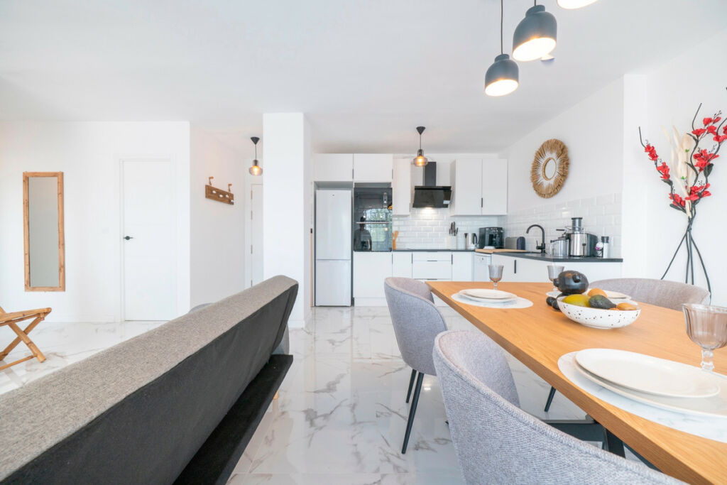 Middle Floor Apartment Punta Prima Alicante - image 5