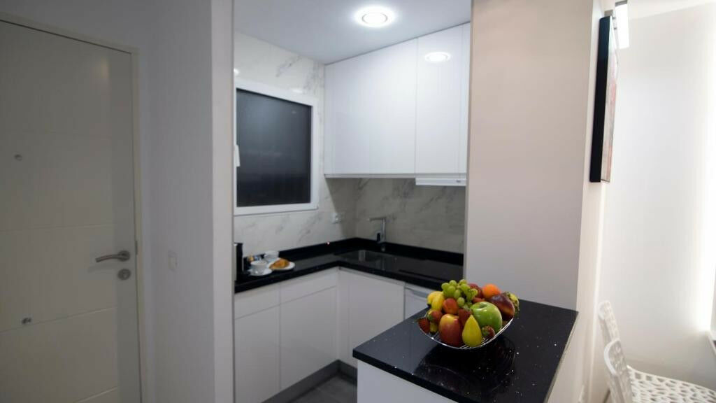 Middle Floor Apartment Benidorm Alicante - image 5