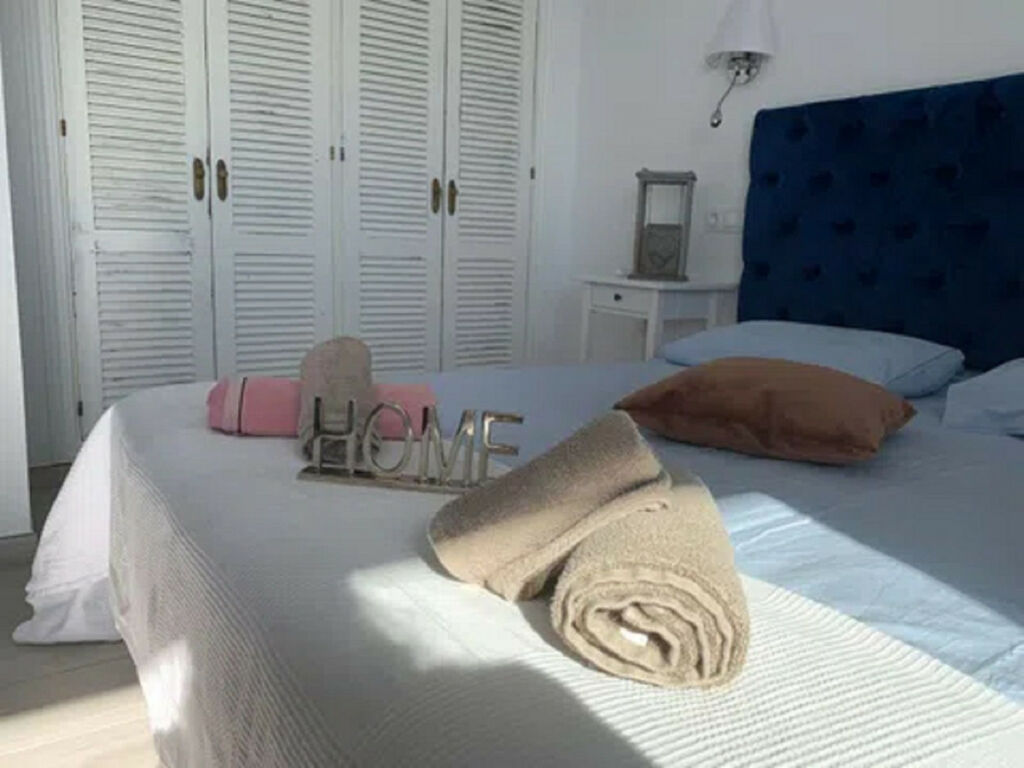 Middle Floor Apartment Fuengirola Málaga - image 5