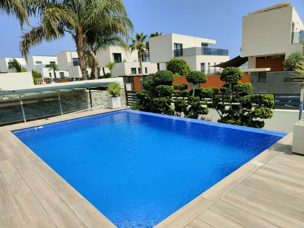 Bungalow Finestrat Alicante - image 5