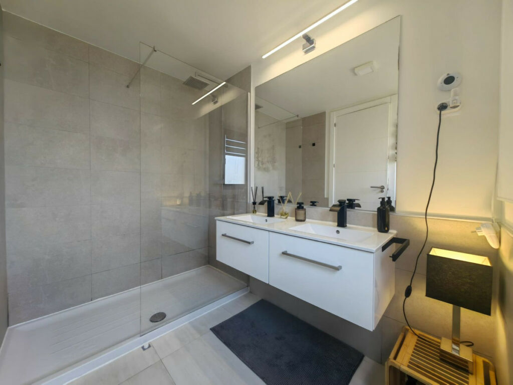 Ground Floor Apartment Estepona Málaga - image 5