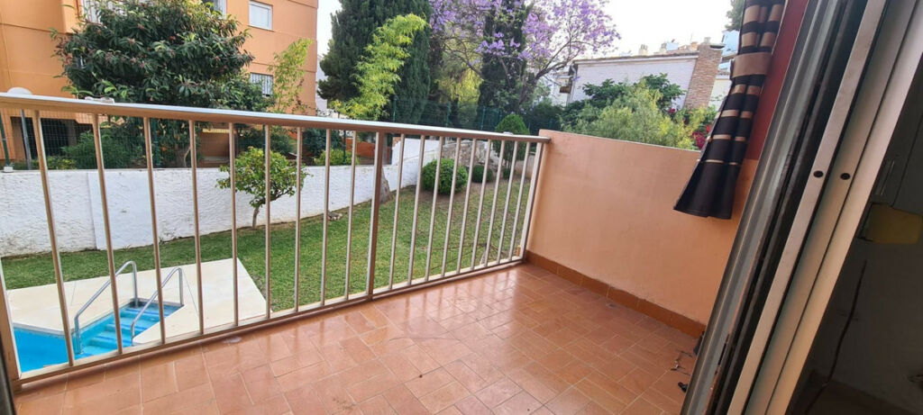 Middle Floor Apartment Torremolinos Málaga - image 5